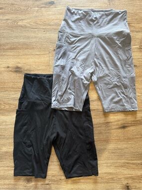 & Other Stories High-Waist Bike Shorts in Black & Light Gray